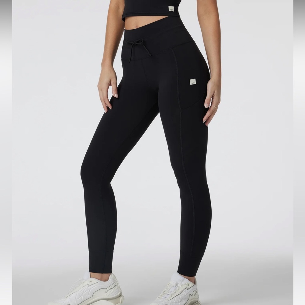 Vuori Black Leggings 7/8 length